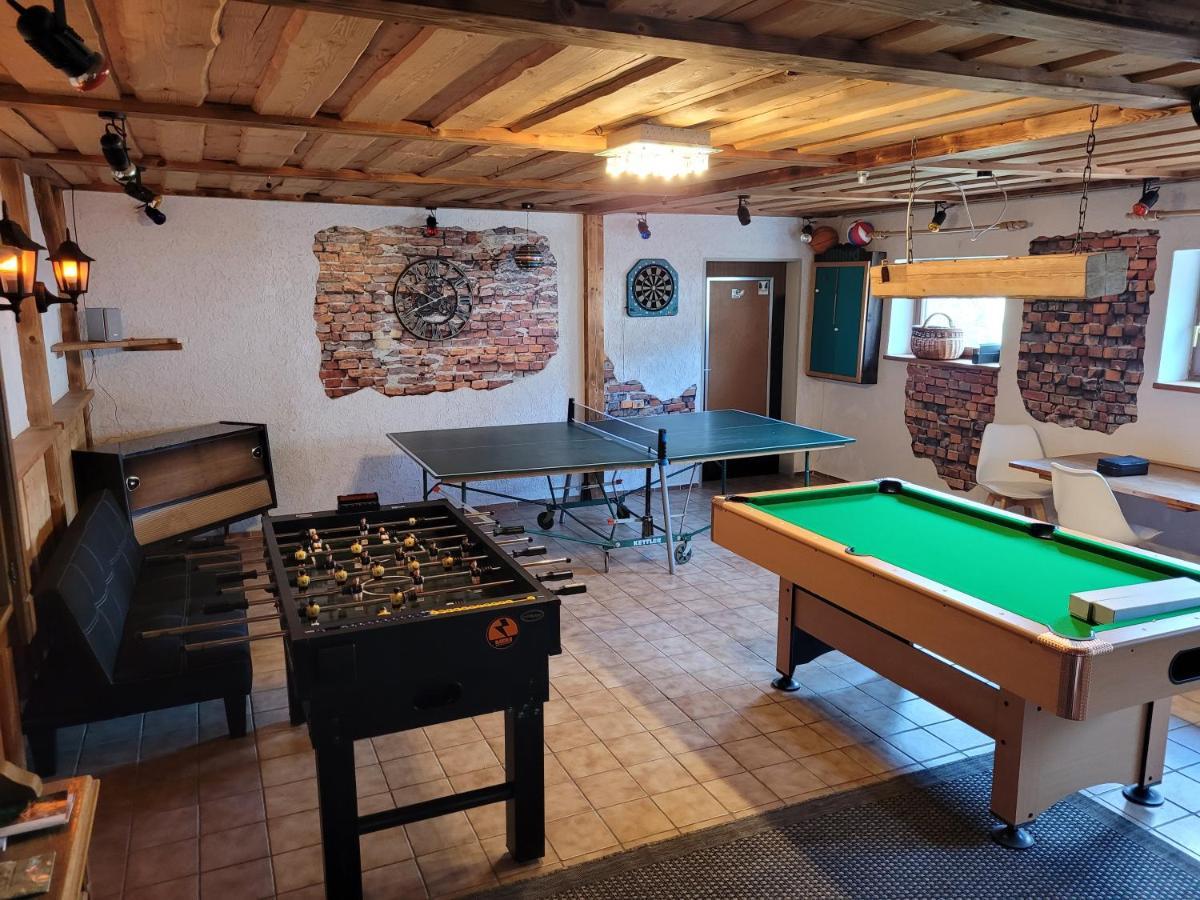 Ruhig Gelegene, Top Moderne Ferienwohnung - Hot Tub Und Sauna Gegen Aufpreis Neuhaus an Der Eger Экстерьер фото