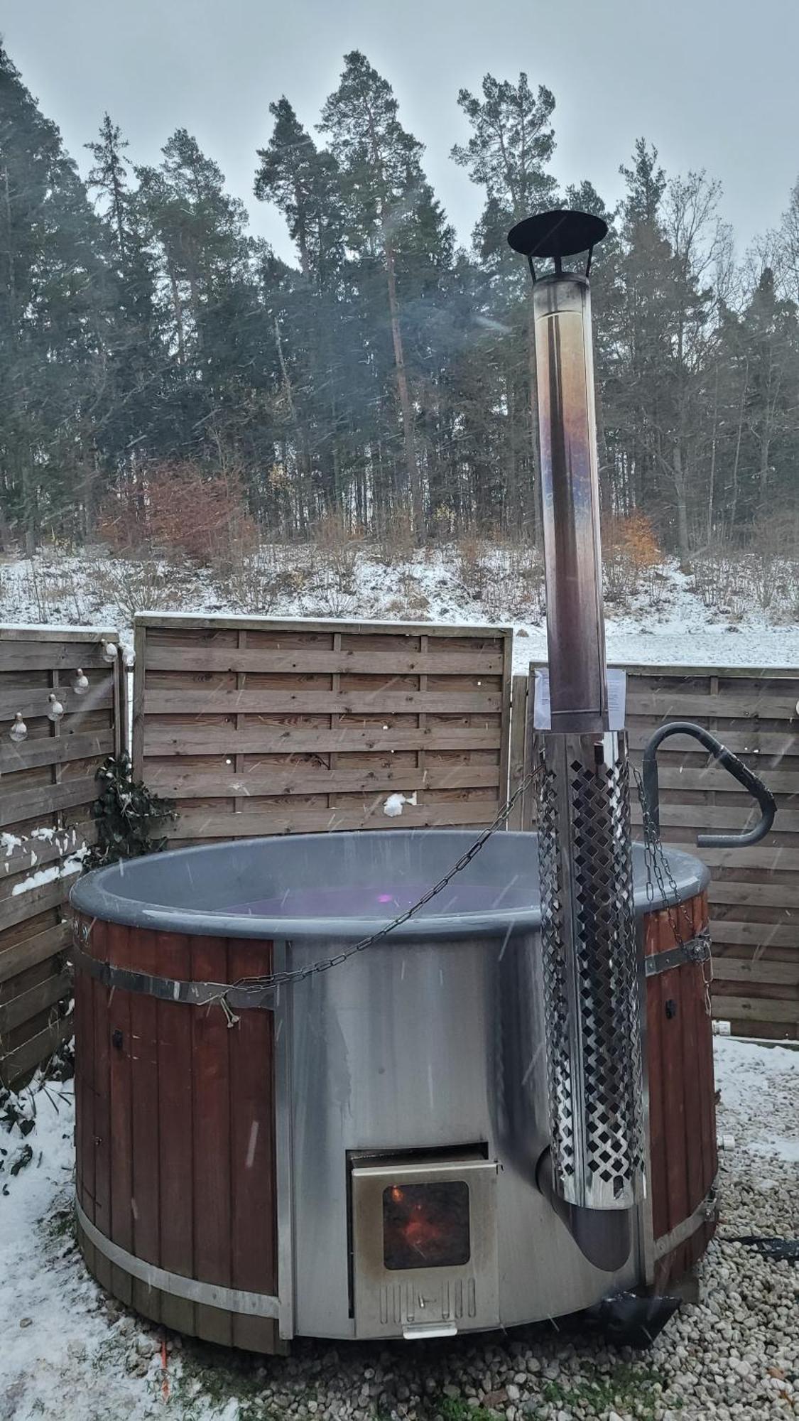 Ruhig Gelegene, Top Moderne Ferienwohnung - Hot Tub Und Sauna Gegen Aufpreis Neuhaus an Der Eger Экстерьер фото